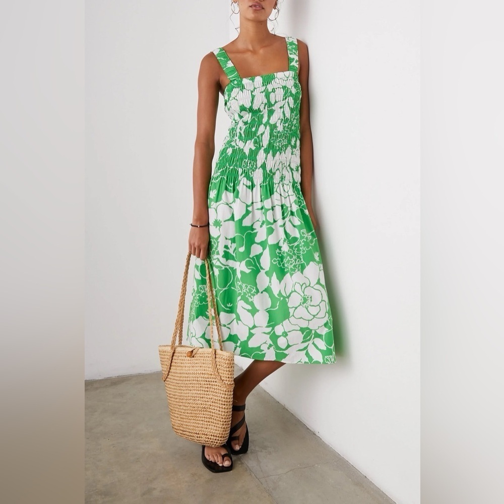 New! Rails Seville midi Dress in Lotus Green smocked floral nwot 33452 - Picture 2 of 16